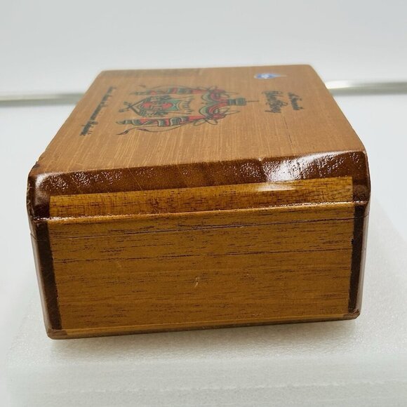 Arturo Fuente Short Story Empty Wood Cigar Box 7.75" x 4.75" x 2.75" - Picture 6 of 10